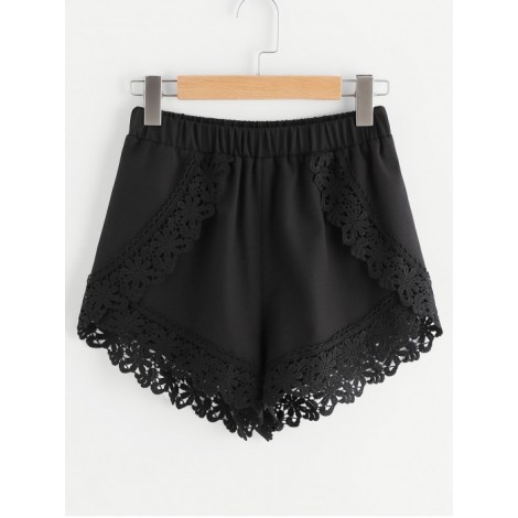 Elastic Waist Floral Lace Trim Wrap Shorts