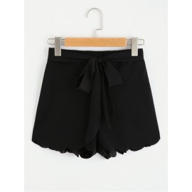 Tie Waist Scallop Edge Shorts